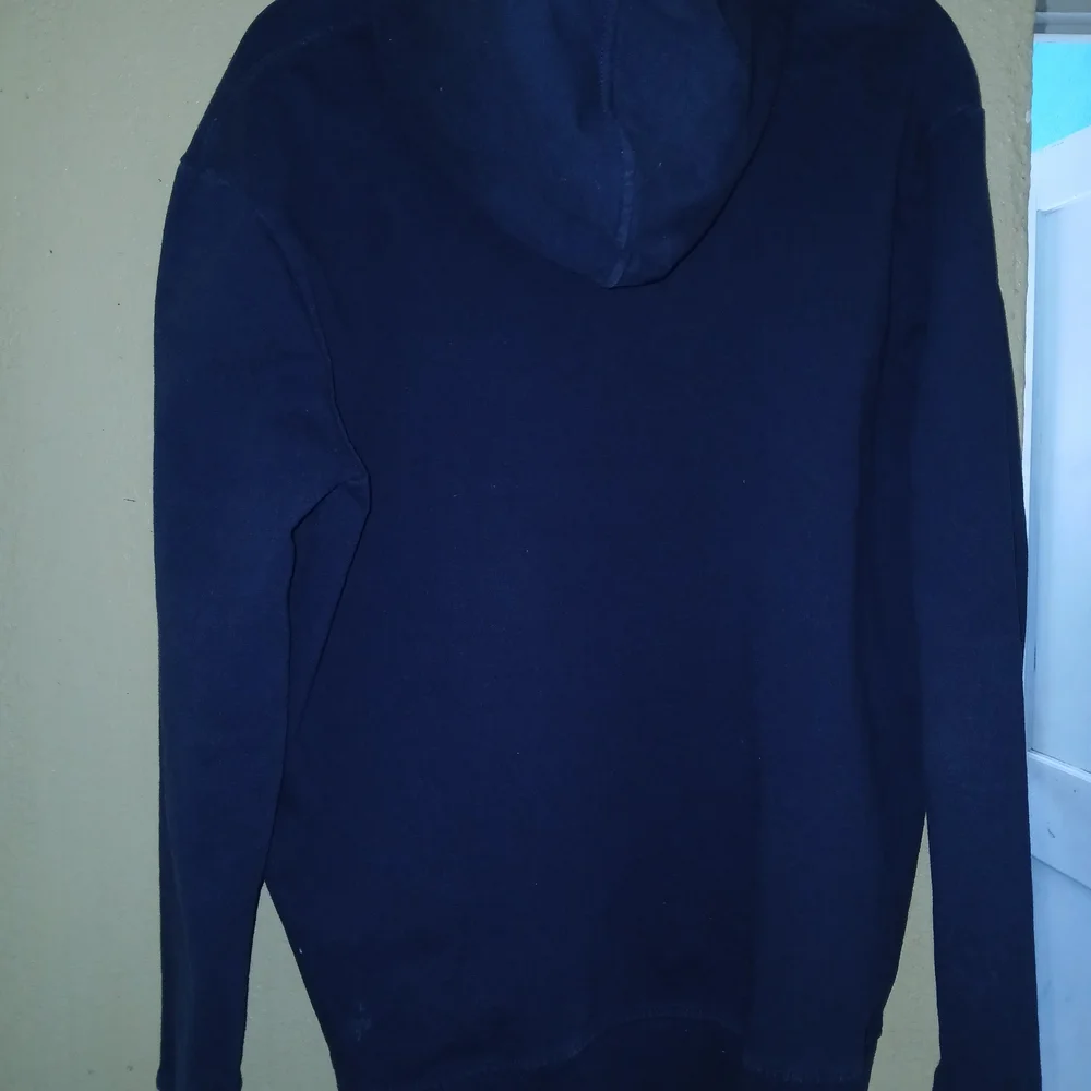 Patagonia Men's Black Hoodie - Picture 4 of 5